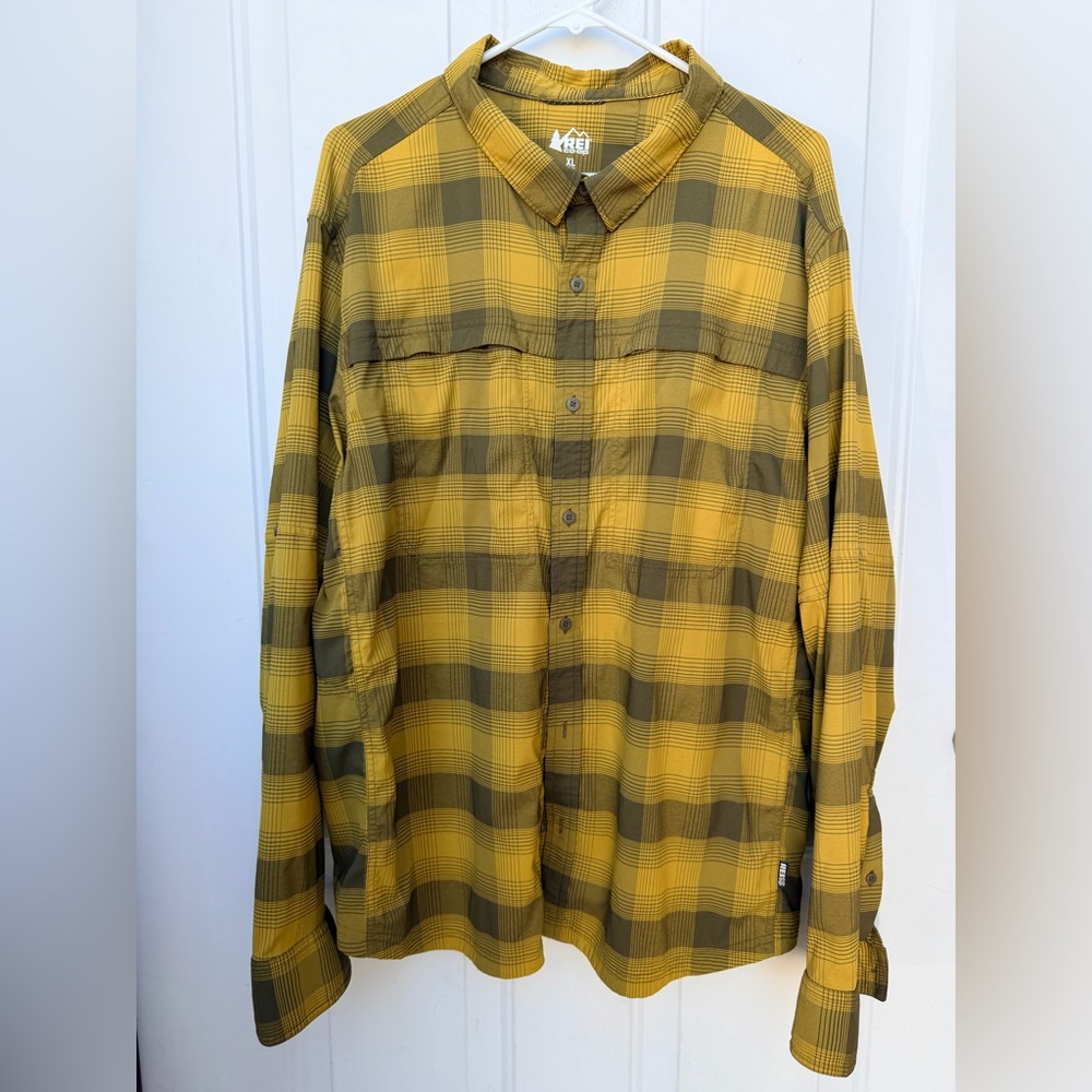 REI Co-op XL Plaid Vented Hiking Shirt Yellow Olive Lightweight Outdoor Mens L